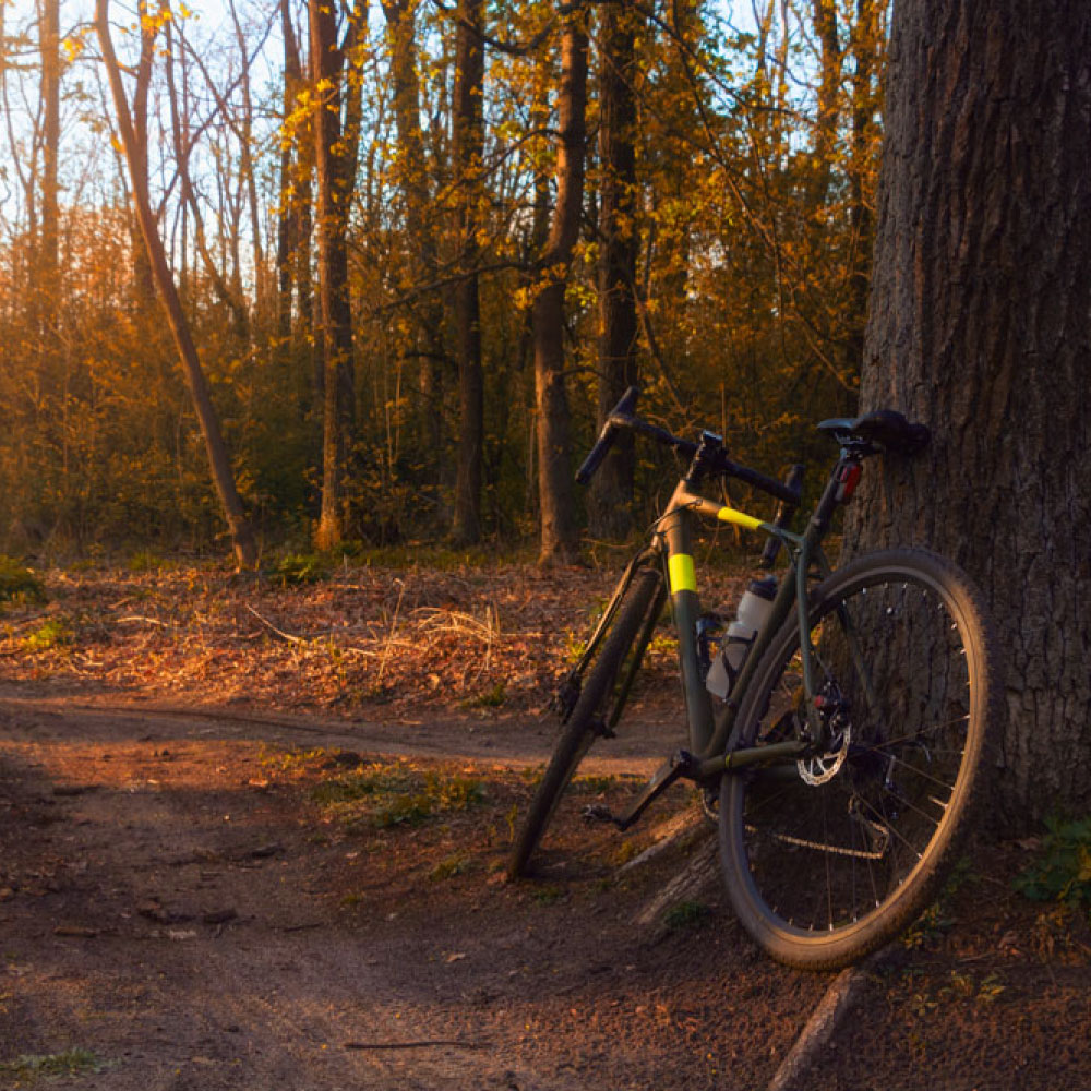 gravel and tour